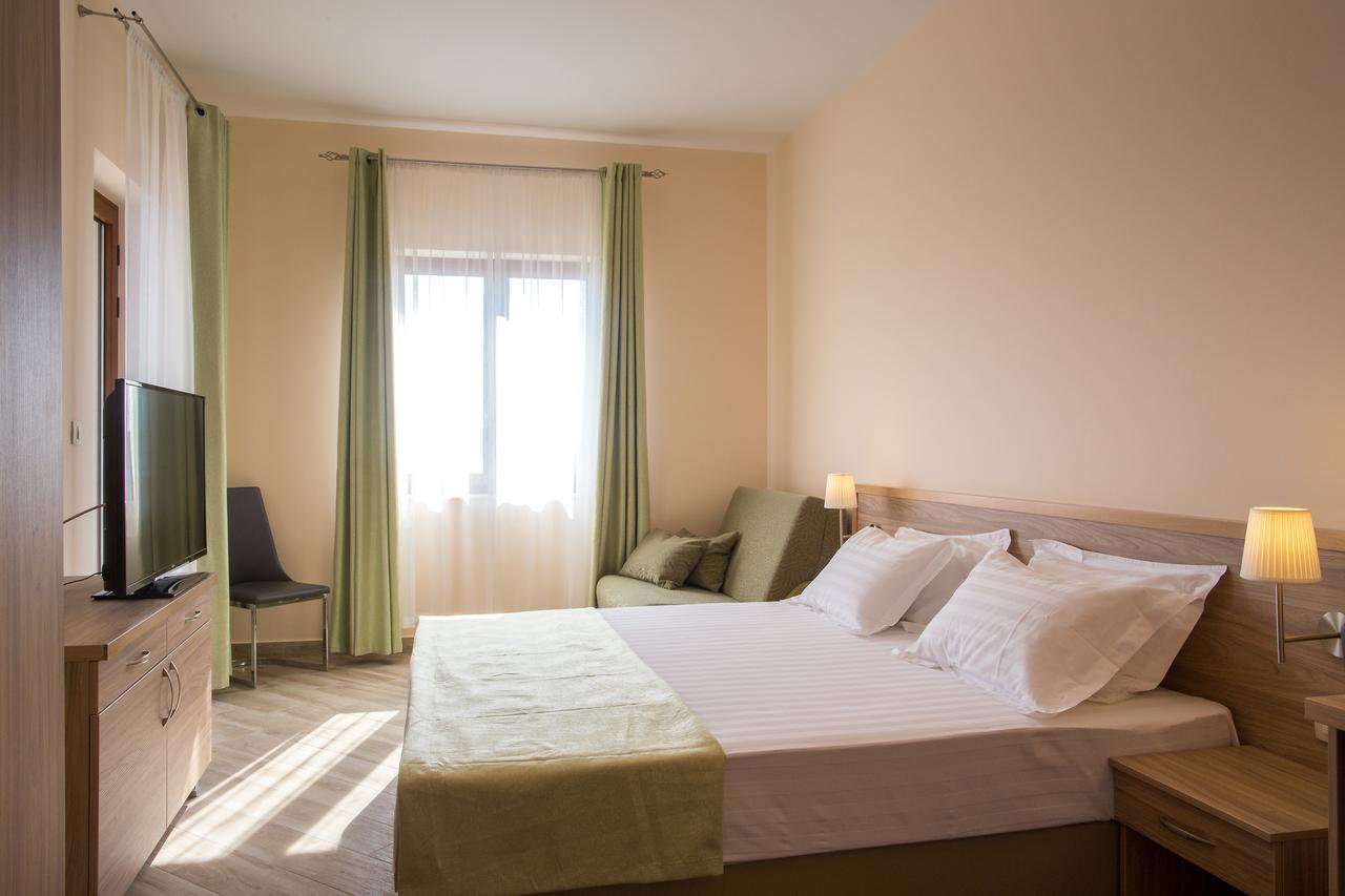 Aparthotel Belvedere Residence Becici Budva Pokoj fotografie